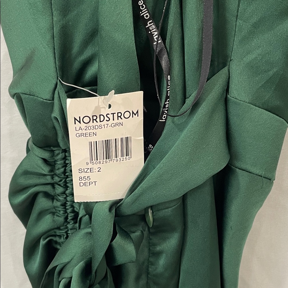 NWT Lavish Alice Dark Green Backless Dress - Picture 9 of 12